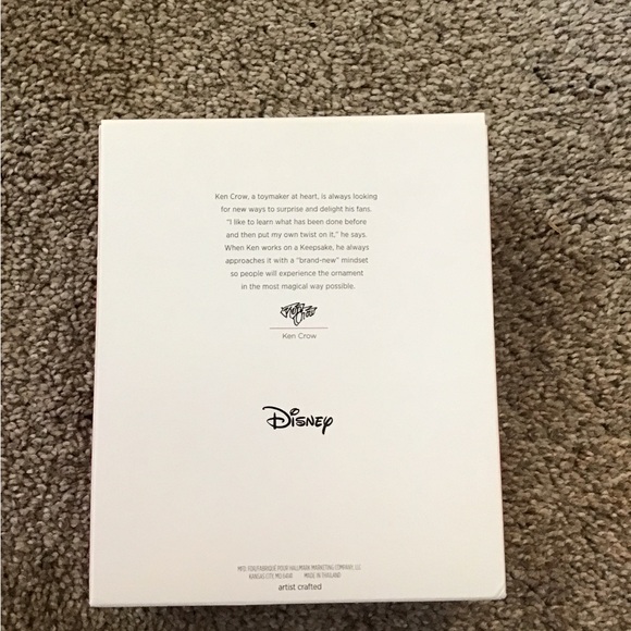 Hallmark Keepsake Thru the Mirror Mickey Christmas Ornament - Picture 2 of 6